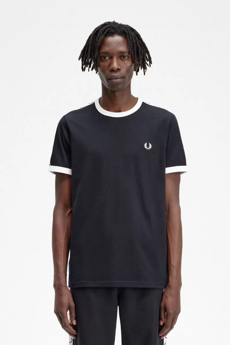 fred perry herren-t-shirt mit ziernähten schwarz