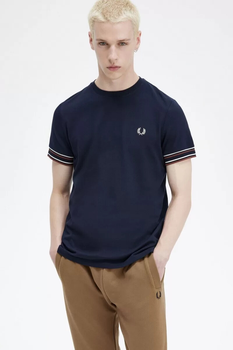fred perry herren-t-shirt mit auffälliger piqué-decke marineblau