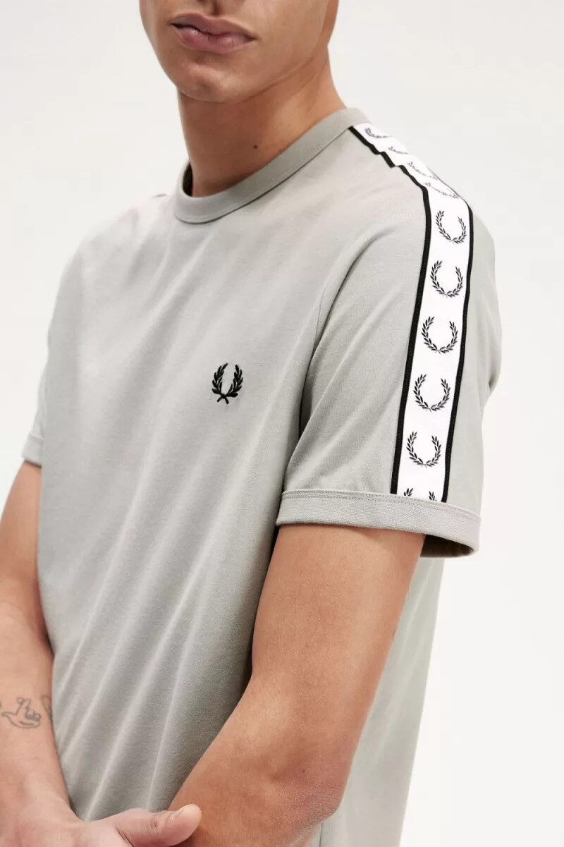 fred perry herren-t-shirt mit ziernähten grau