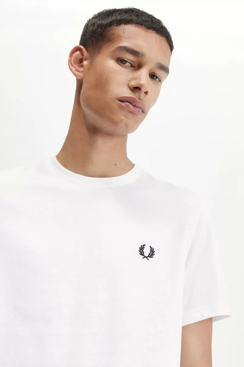 fred perry herren-t-shirt mit lorbeerkranz-motiv weiß
