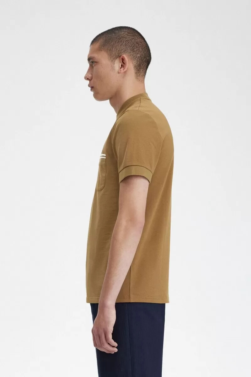 fred perry loopback jersey pocket herren-t-shirt braun