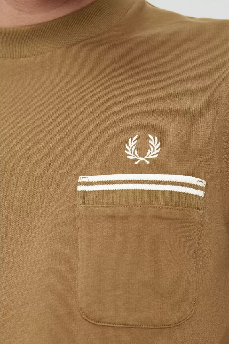 fred perry loopback jersey pocket herren-t-shirt braun