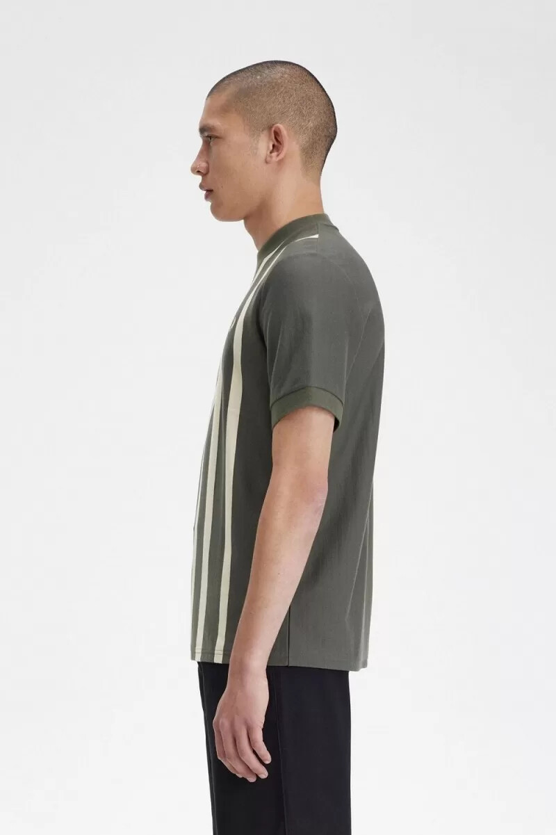 fred perry herren-t-shirt mit farbverlauf und streifen feldgrün