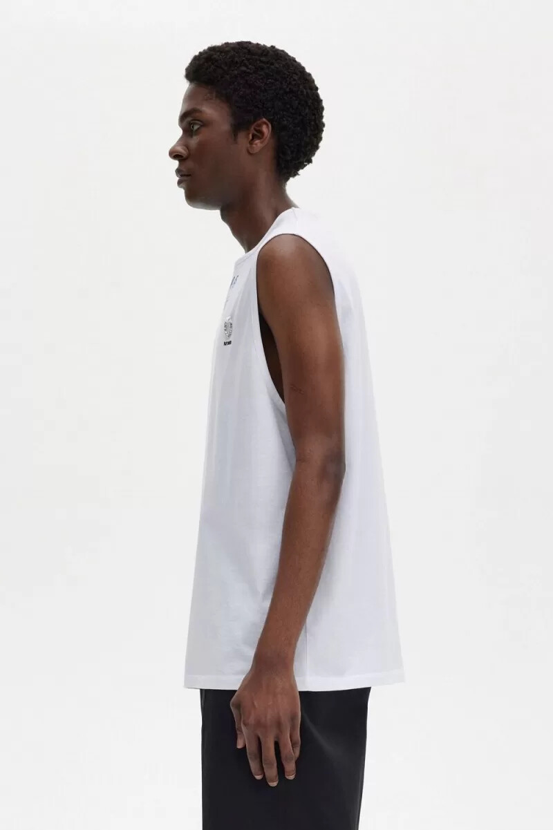 fred perry bedrucktes herren-t-shirt weiß