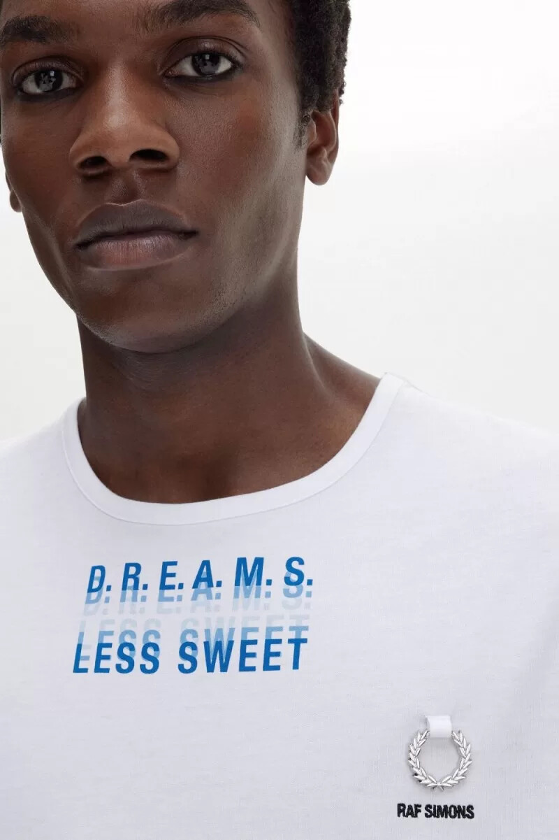 fred perry bedrucktes herren-t-shirt weiß