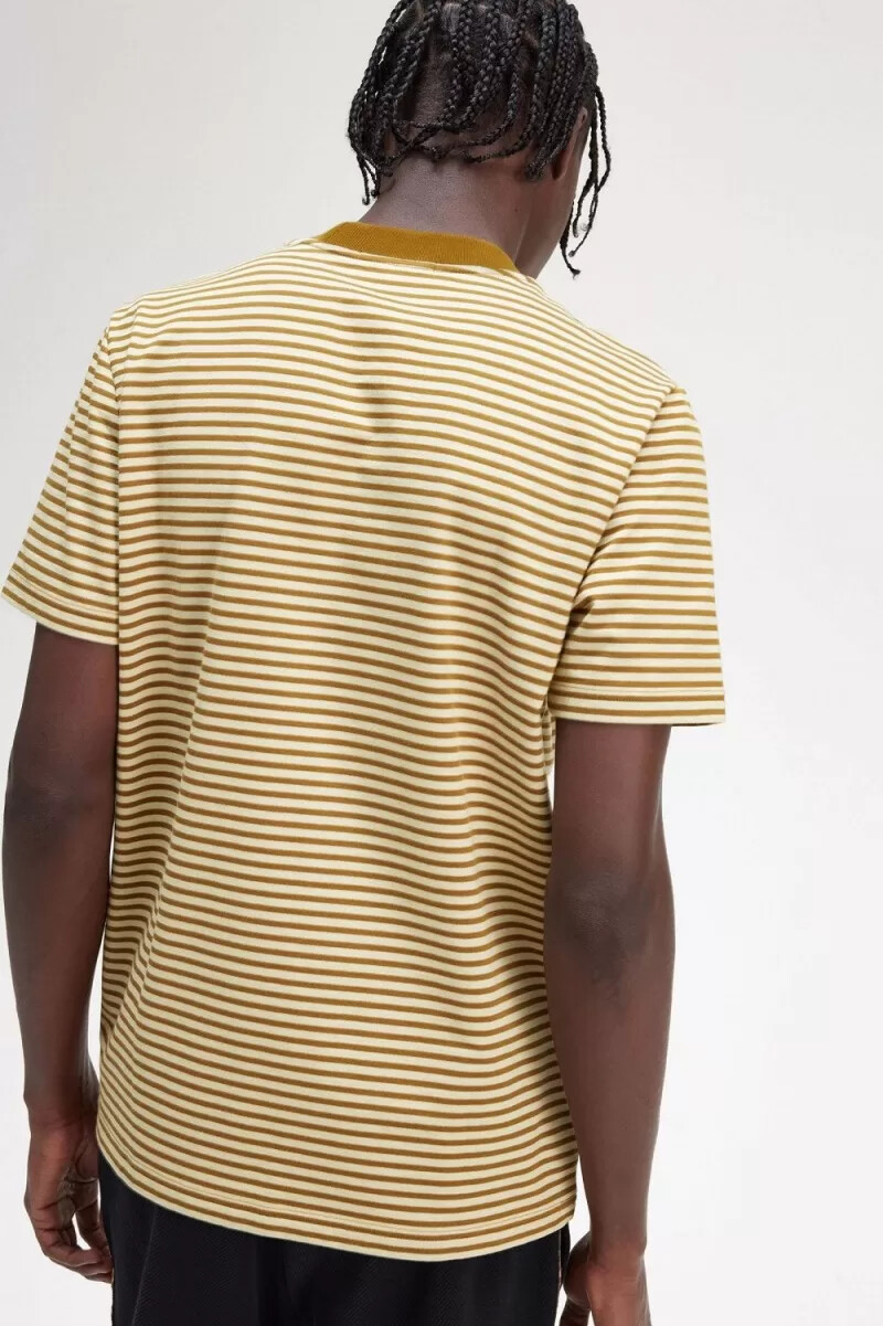 fred perry herren-t-shirt mit feinen streifen schweres material farbe haferflockendunkelbraun