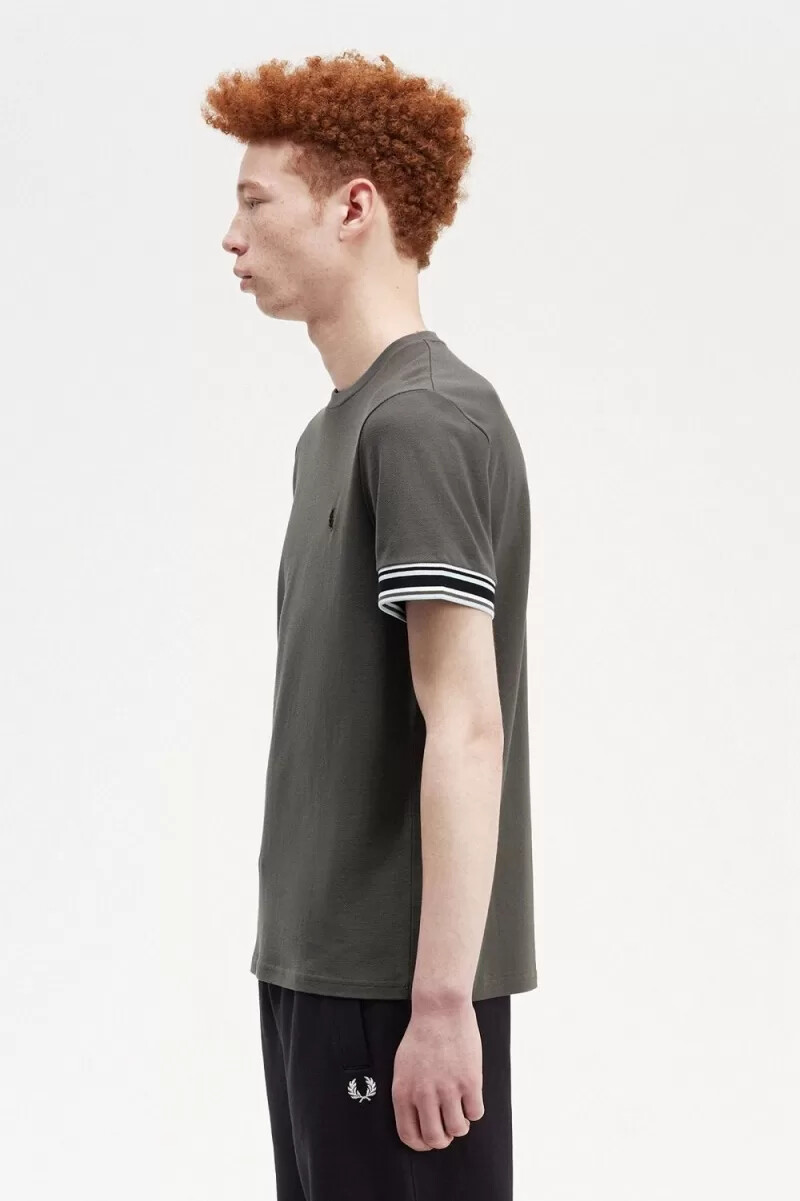fred perry bold tipped piqué herren-t-shirt feldgrün